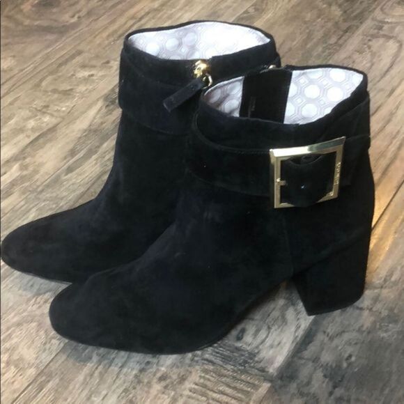 Louise et Cie Women’s Babette Block Heel Bootie - Picture 1 of 5